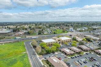 9280 W Stockton Blvd, Elk Grove, CA - VUE AÉRIENNE  vue de carte