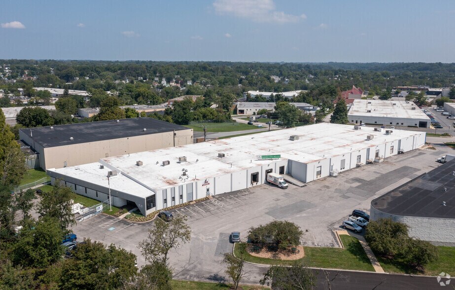 1716 Whitehead Rd, Woodlawn, MD à louer - Photo de l’immeuble – Image 1 sur 8