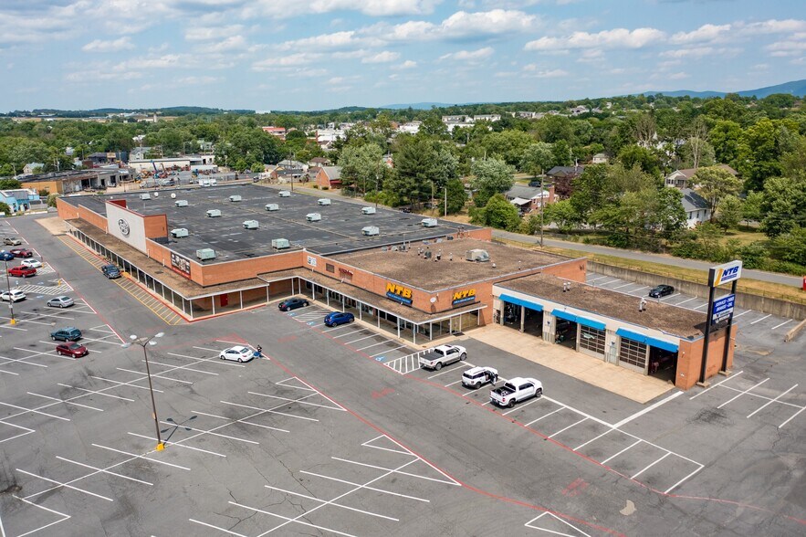 580 Mason, Harrisonburg, VA à vendre - Photo de l’immeuble – Image 2 sur 22