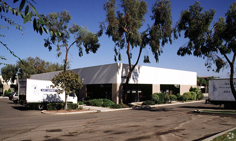 1410 Grand Ave, San Marcos, CA à louer - Photo de l’immeuble – Image 3 sur 17