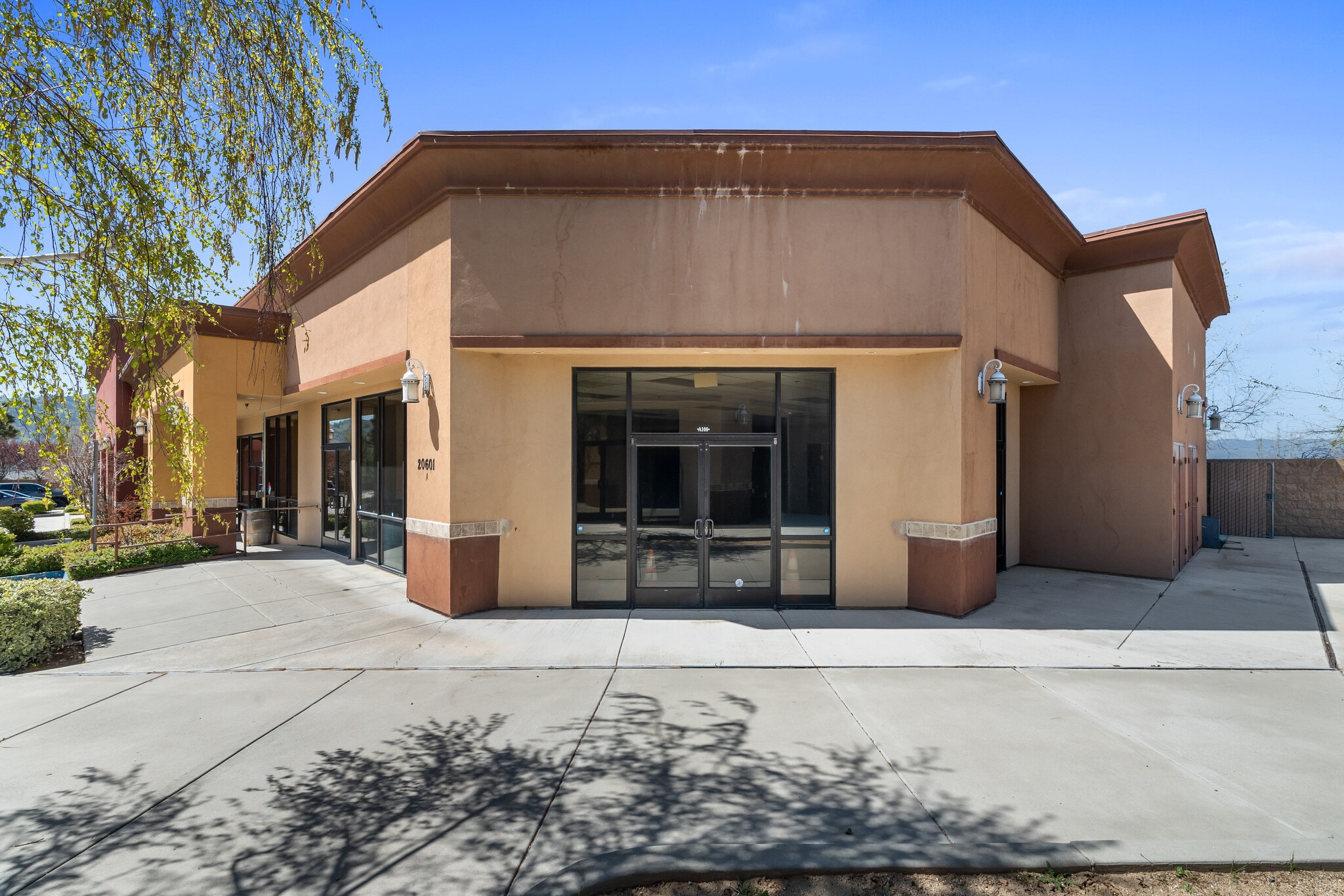 20601 W Valley Blvd, Tehachapi, CA à louer Photo de l’immeuble– Image 1 sur 8