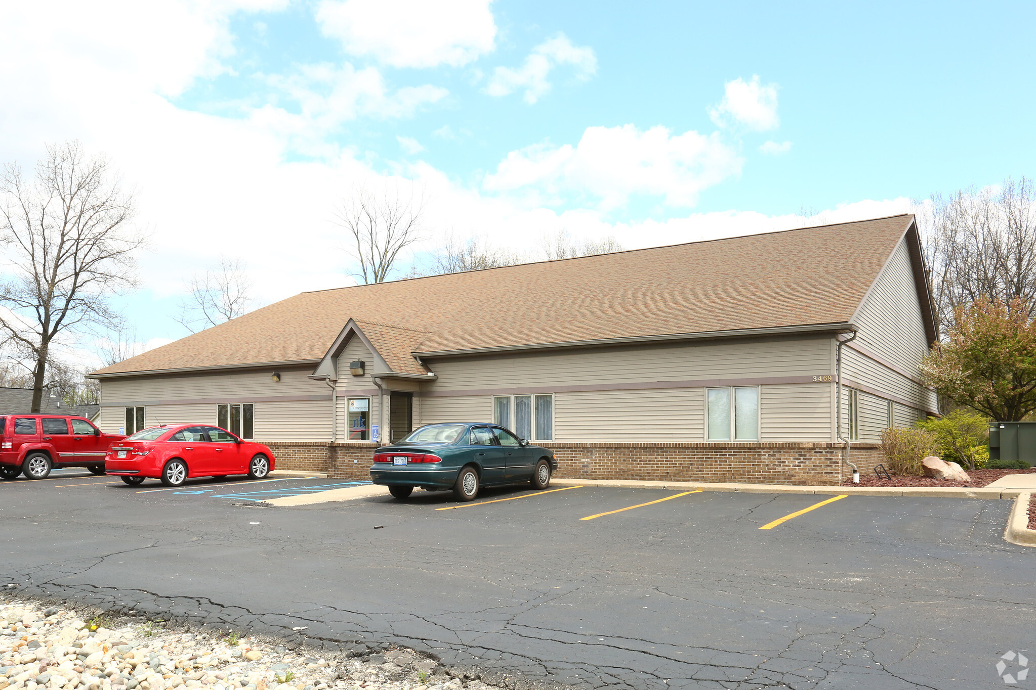3471 E Grand River Ave, Howell, MI à louer Photo principale– Image 1 sur 21