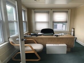 20 W Clinton Ave, Tenafly, NJ à louer Photo intérieure– Image 1 sur 5