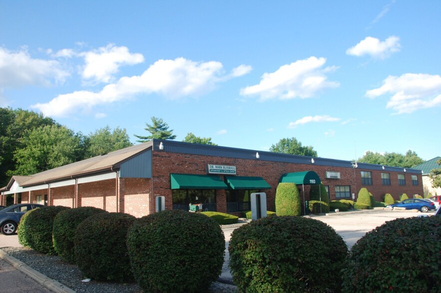 1193 Tiogue Ave, Coventry, RI à vendre - Photo de l’immeuble – Image 2 sur 15