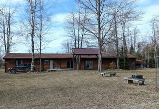 Plus de détails pour 3302 N Trout Rd, Rogers City, MI - Spécialisé à vendre