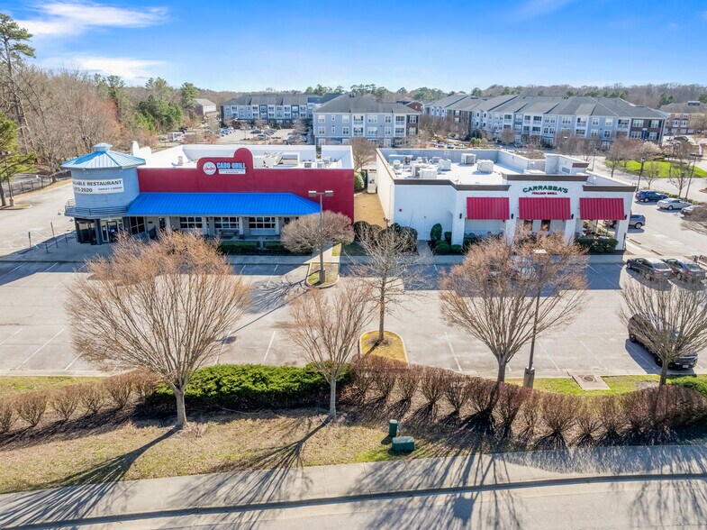 12361 Hornsby Ln, Newport News, VA à vendre - Photo de l’immeuble – Image 2 sur 7