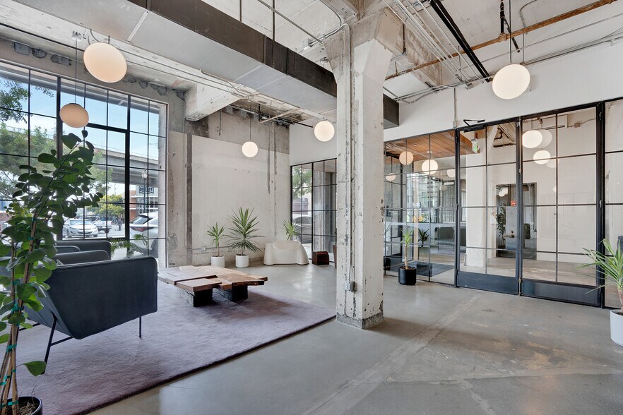 837 N Spring St, Los Angeles, CA à vendre - Numérisation 3D Matterport – Image 2 sur 26