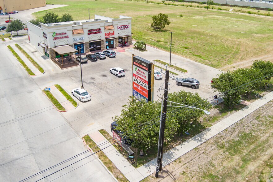 301 N Alton Blvd, Alton, TX à vendre - Photo de l’immeuble – Image 3 sur 5