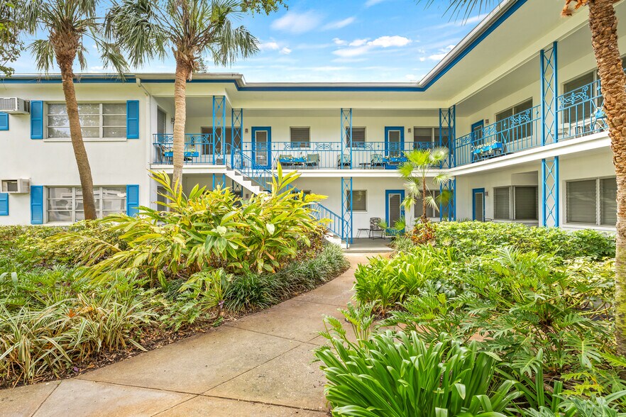 800 Beach Dr NE, Saint Petersburg, FL à vendre - Photo de l’immeuble – Image 3 sur 12