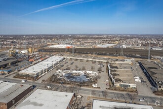 6325-6475 Boul des Grandes-Prairies, Montréal, QC - Vue aérienne  vue de carte - Image1