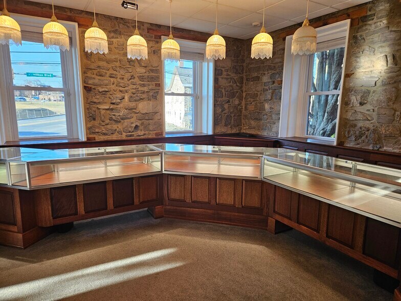 3144 Hamilton Blvd, Allentown, PA à louer - Photo intérieure – Image 3 sur 10