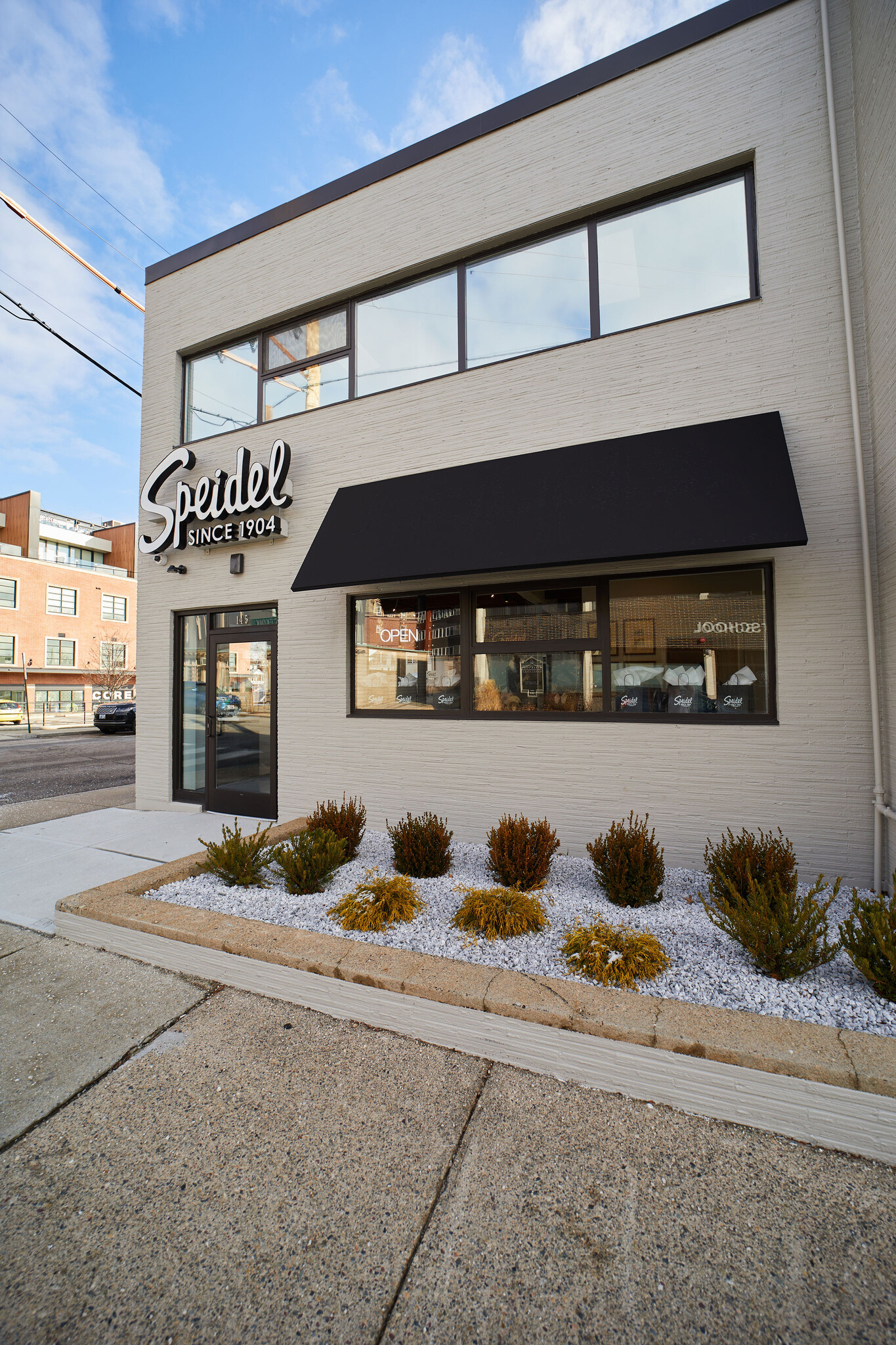 145 Wayland Ave, Providence, RI à louer Photo principale– Image 1 sur 5