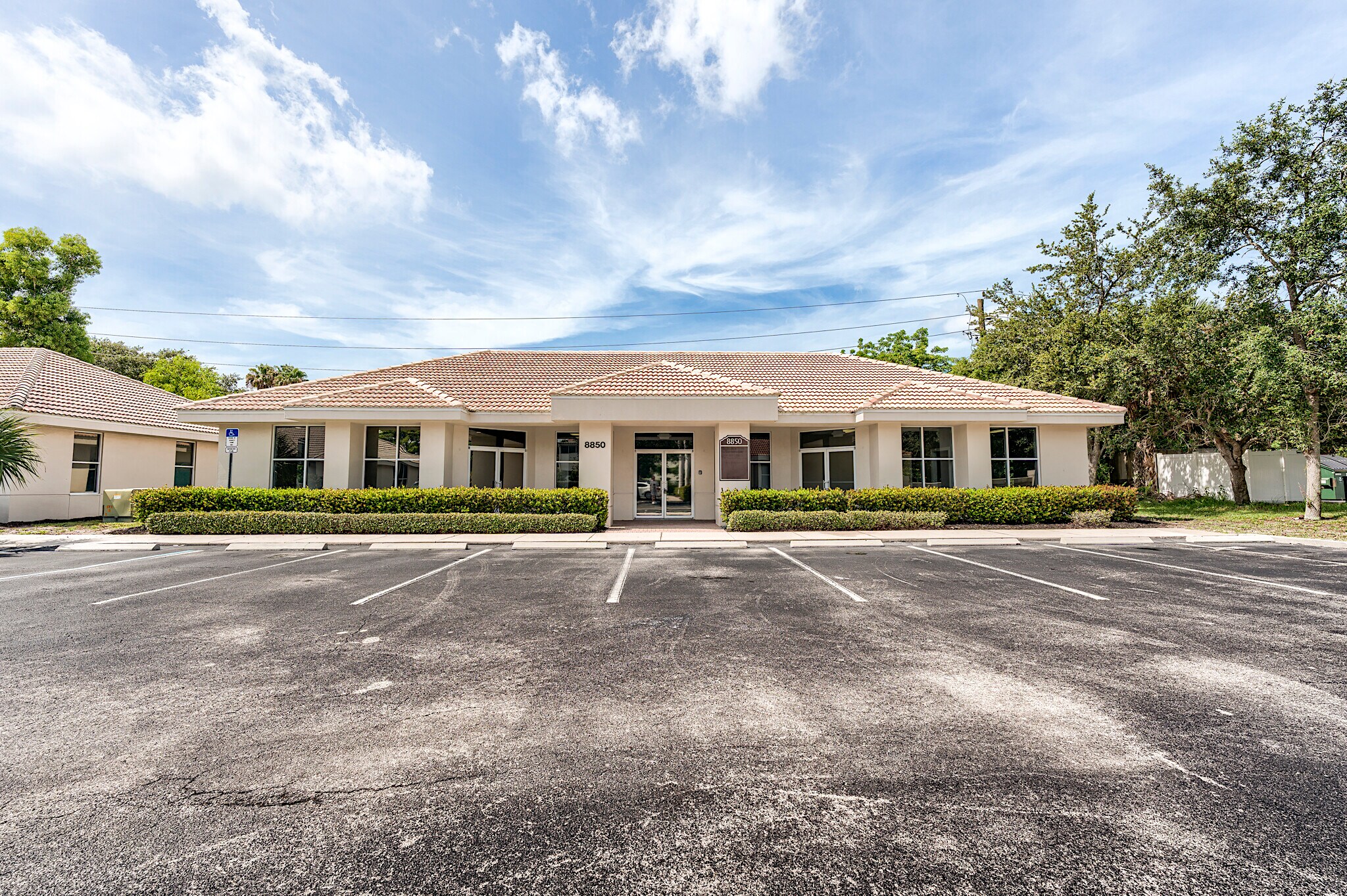 8850 Terrene Ct, Bonita Springs, FL à louer Photo de l’immeuble– Image 1 sur 2