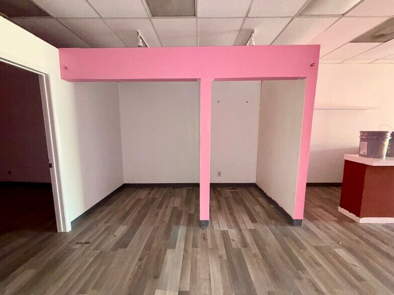 406 Mercedes St, Benbrook, TX à louer - Photo intérieure – Image 3 sur 12
