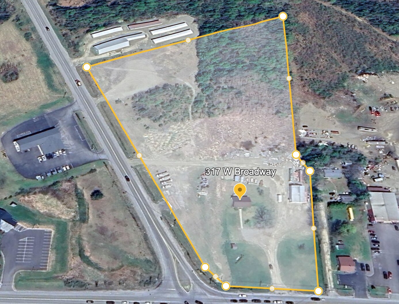 317 W Broadway, Lincoln, ME à vendre Photo principale– Image 1 sur 2