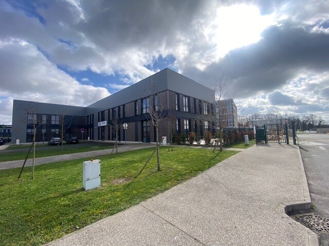 Plus de détails pour Bureau à louer