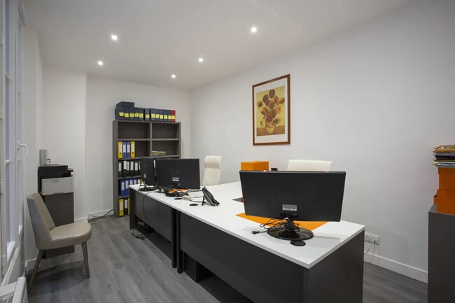 Plus de détails pour 11 Rue Blanche, Paris - Bureau à vendre