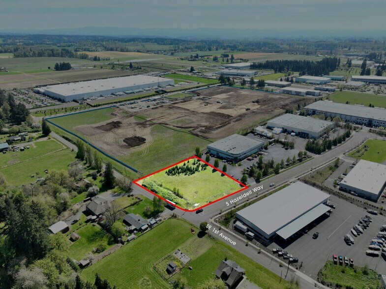 105 S Hazel Dell Way, Canby, OR à vendre - Aérien – Image 1 sur 2