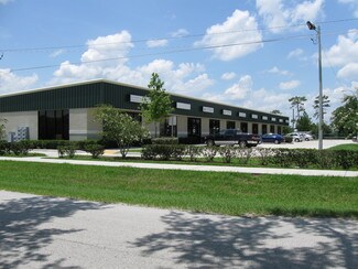 Plus de détails pour 100-112 Airport Ln, Kissimmee, FL - Industriel/Logistique à louer