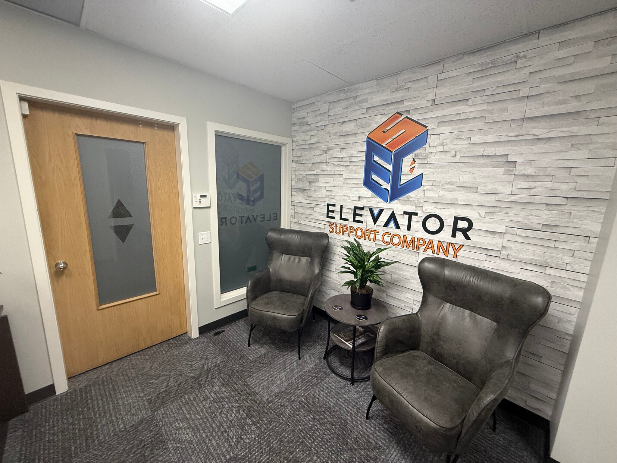 19109 36th Ave W, Lynnwood, WA à louer Photo intérieure– Image 1 sur 6