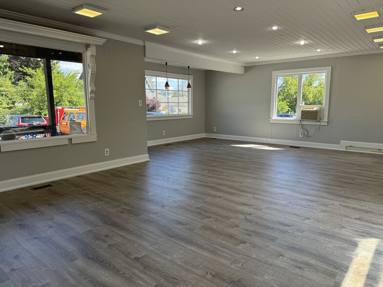 6 Hilltop Rd, Mendham, NJ à louer - Photo de l’immeuble – Image 3 sur 6