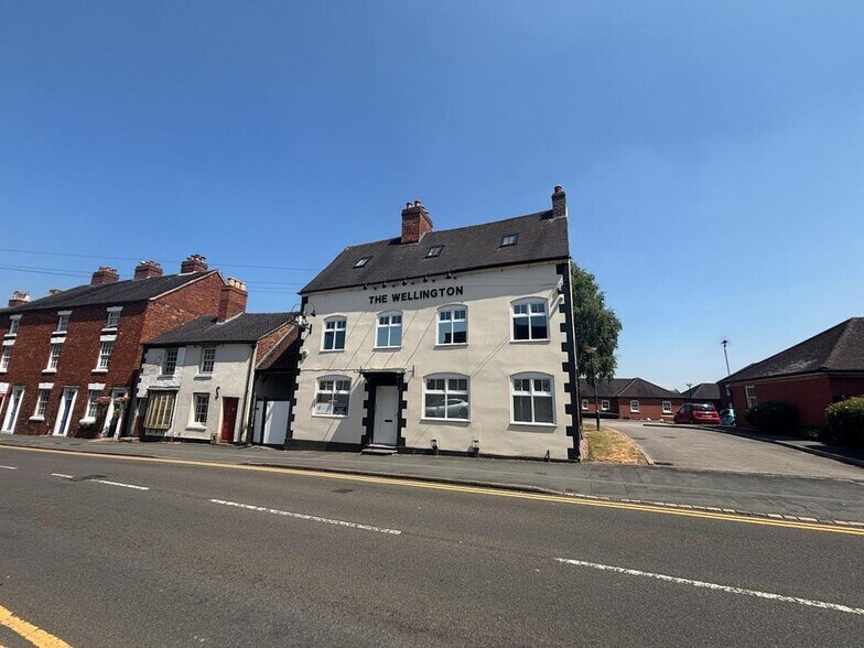 78 High St, Uttoxeter à vendre - Photo de l’immeuble – Image 2 sur 16