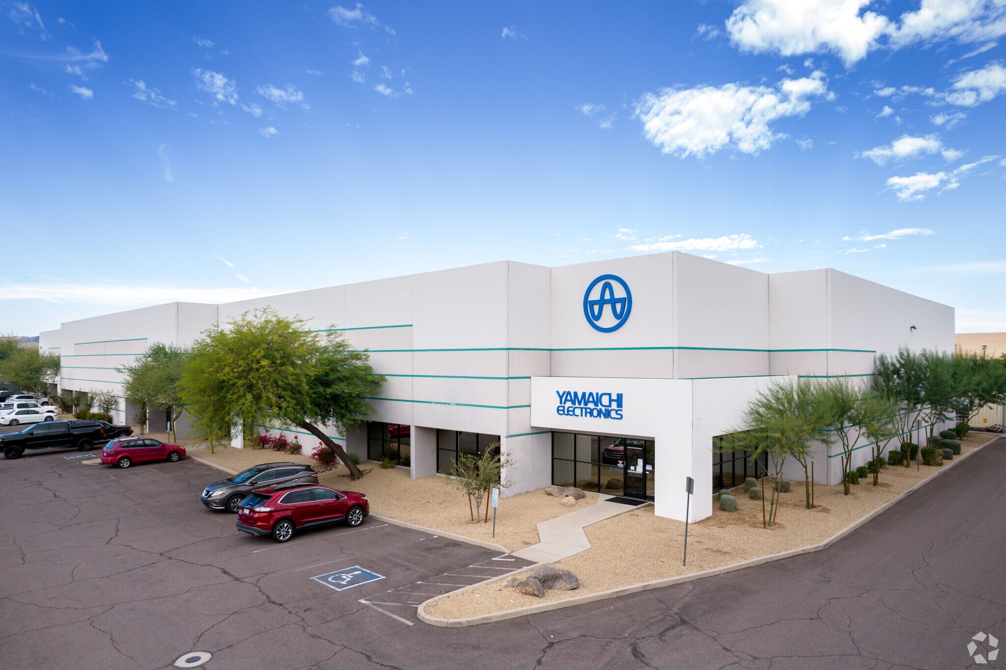 7240 W Erie St, Chandler, AZ à louer Photo principale– Image 1 sur 5