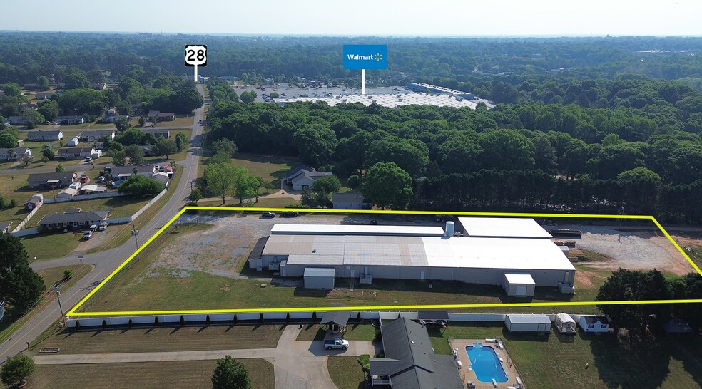 685 Monitor Dr, Anderson, SC à vendre - Photo de l’immeuble – Image 2 sur 2