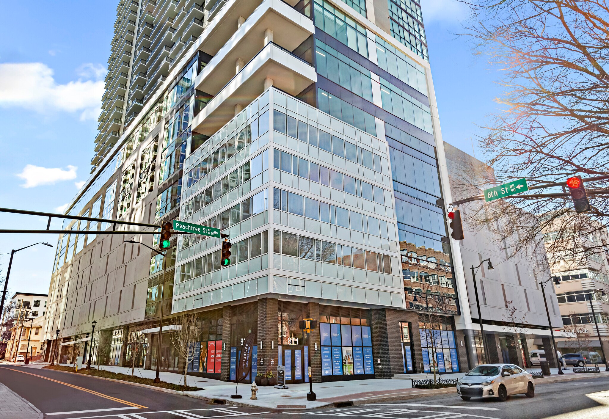 811 NE Peachtree St, Atlanta, GA à louer Photo principale– Image 1 sur 9