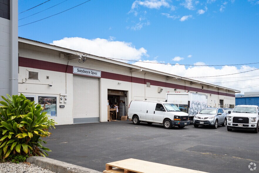 3140 Koapaka, Honolulu, HI à louer - Photo principale – Image 1 sur 4