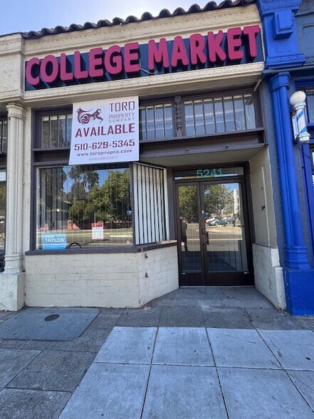 5239 College Ave, Oakland, CA à vendre - Photo de l’immeuble – Image 3 sur 8