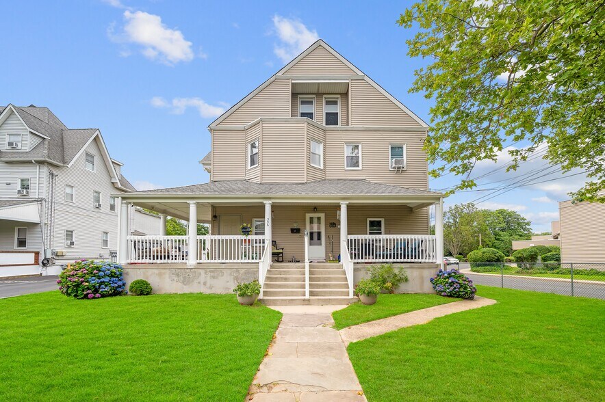 396 2nd Ave, Long Branch, NJ à vendre - Photo de l’immeuble – Image 1 sur 17