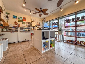 75-5669 Alii Dr, Kailua Kona, HI à louer Photo intérieure– Image 1 sur 4