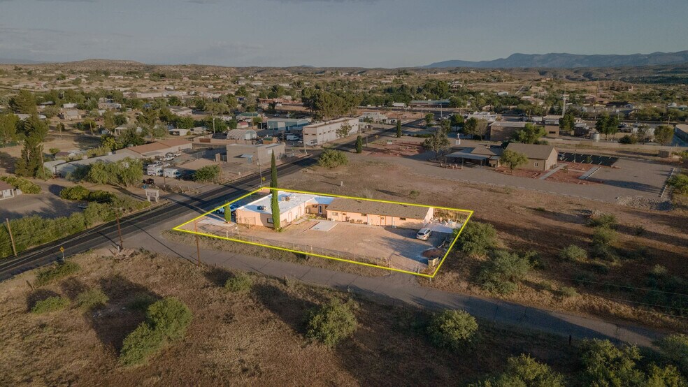 1050 S Page Springs Rd, Cornville, AZ à vendre - Photo de l’immeuble – Image 3 sur 7
