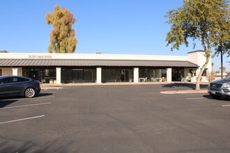 2720 N 68th St, Scottsdale, AZ à louer Photo de l’immeuble– Image 2 sur 3