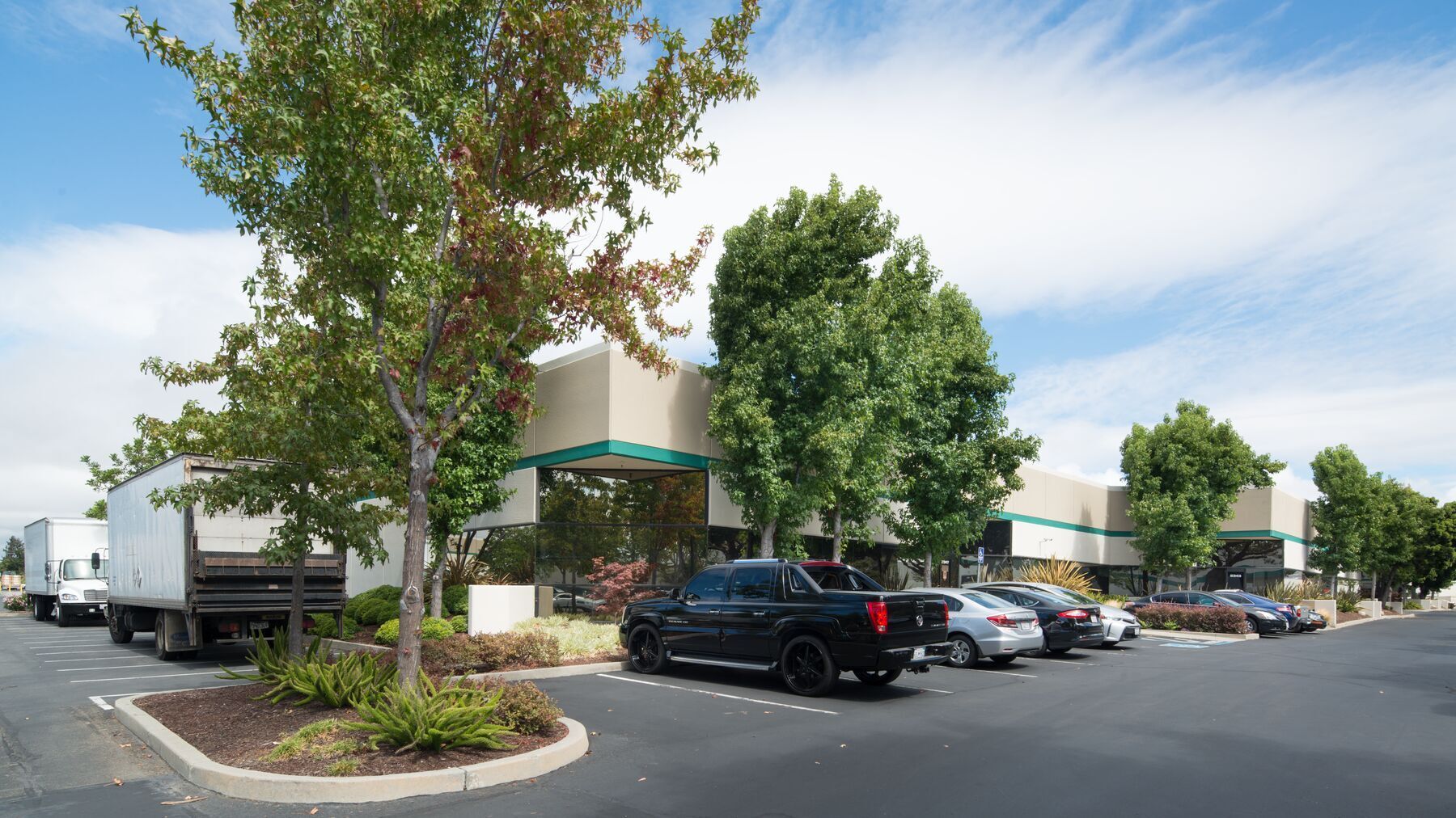 2341-2349 Lincoln Ave, Hayward, CA à louer Photo principale– Image 1 sur 3