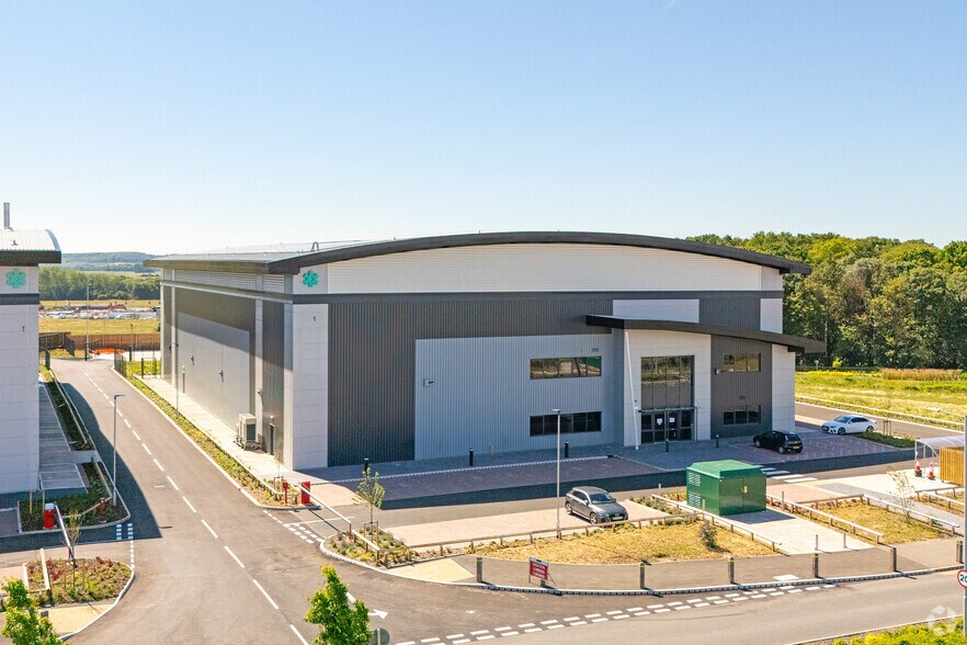 Foresters Av, Nottingham à louer - Photo de l’immeuble – Image 2 sur 20