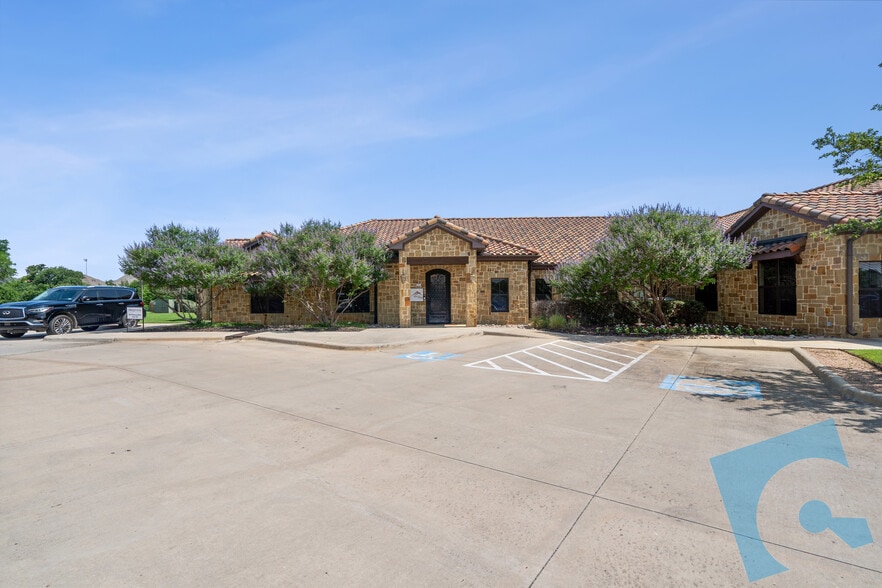 2011 E Kirkwood Blvd, Southlake, TX à louer - Photo principale – Image 1 sur 20