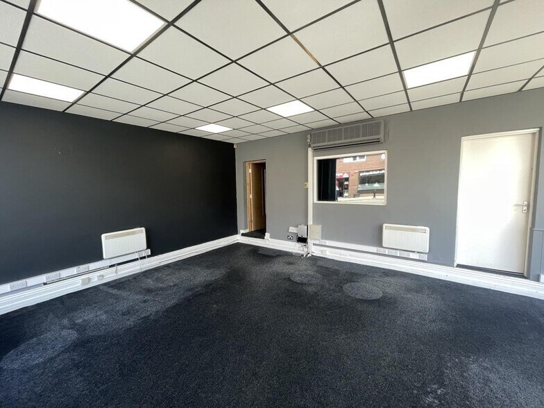 101 High St, Biddulph à louer - Photo de l’immeuble – Image 2 sur 5