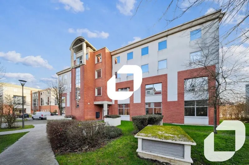 106-110 Rue Du Lieutenant Petit Leroy, Chevilly-Larue à louer - Photo de l’immeuble – Image 3 sur 17