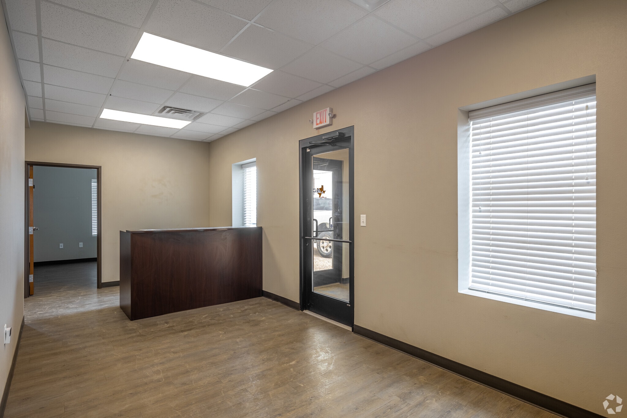 10712 W County Road 77, Midland, TX à louer Hall d’entrée– Image 1 sur 11