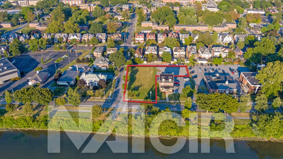 2521 N Front St, Harrisburg, PA à vendre - Photo de l’immeuble – Image 3 sur 3