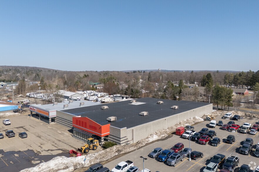 100 S Cascade Dr, Springville, NY à louer - Photo de l’immeuble – Image 3 sur 5