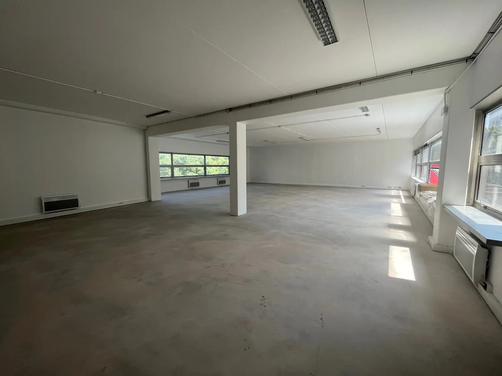 134 Rue D'Aubervilliers, Paris à louer Photo intérieure– Image 1 sur 8