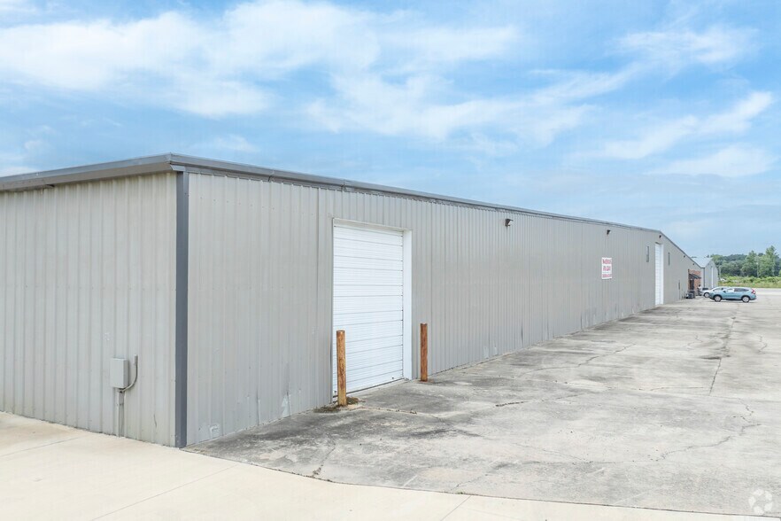 847 W Main St, Lake City, SC à louer - Photo de l’immeuble – Image 3 sur 21