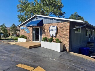 Plus de détails pour 1333 W Outer 21 Rd, Arnold, MO - Bureau à vendre