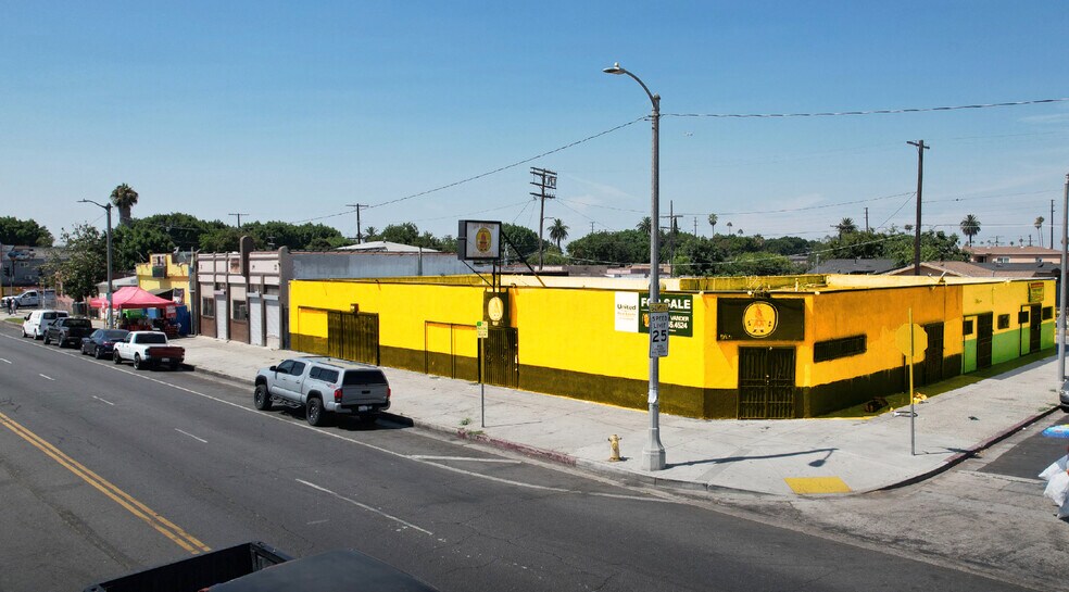 8201 S Central Ave, Los Angeles, CA à vendre - Photo de l’immeuble – Image 2 sur 5