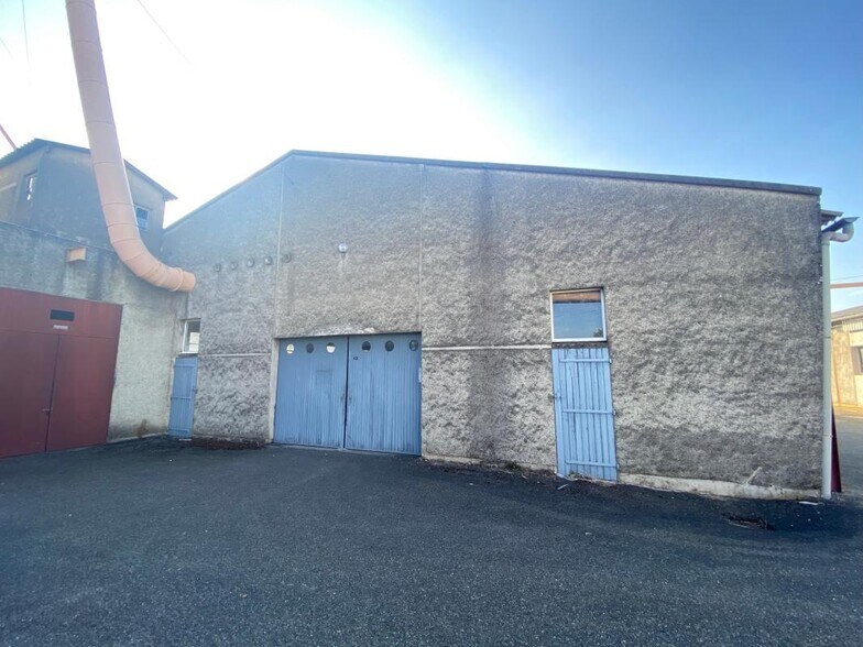 Local d’activités dans Cayrac à louer - Photo de l’immeuble – Image 2 sur 4