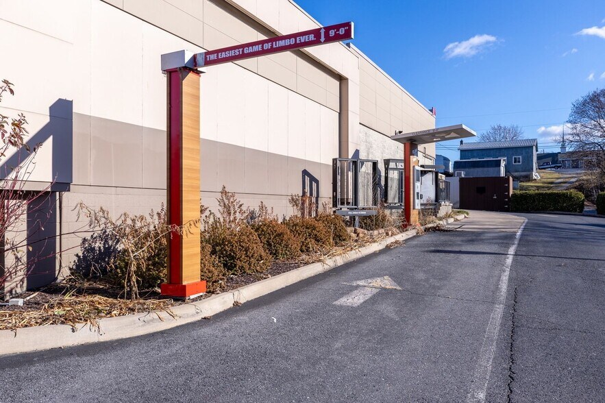 601 4th St, Shenandoah, VA à louer - Photo de l’immeuble – Image 3 sur 44