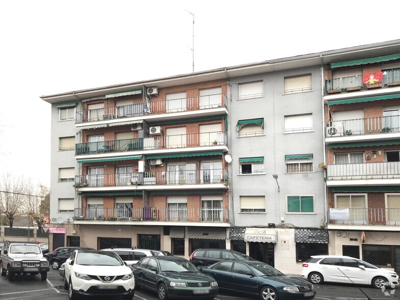 Calle del Doctor Layna Serrano, 28, Guadalajara, Guadalajara à vendre - Photo de l’immeuble – Image 3 sur 5